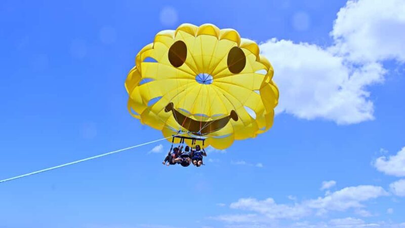 Oahu: Waikiki Parasailing - Key Points
