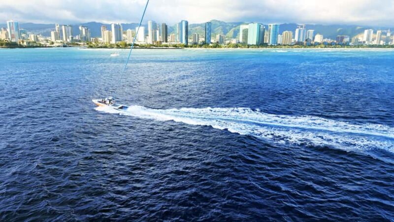 Oahu: Waikiki Parasailing - The Experience in Detail