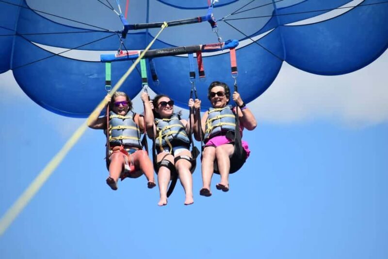 Oahu: Waikiki Parasailing - Weather and Safety Considerations