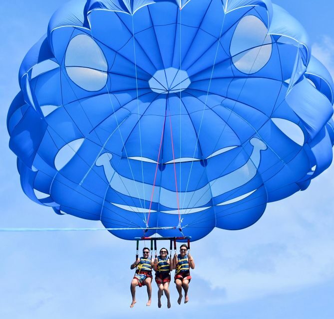 Oahu: Waikiki Parasailing - The Experience: What It’s Really Like