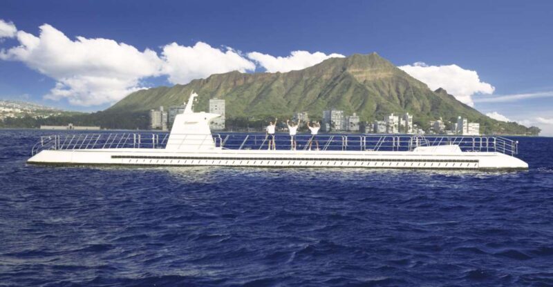 Oahu: Waikiki Submarine Tour - What Past Travelers Say