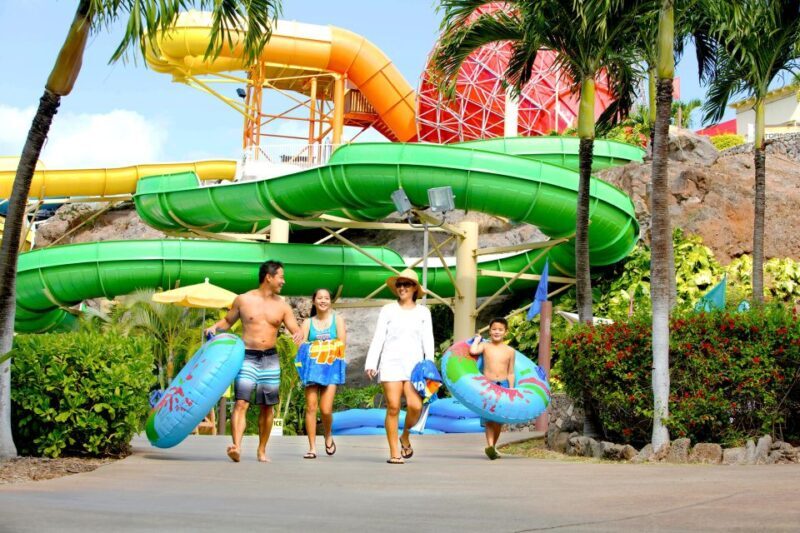 Oahu: Wet 'n' Wild Waterpark Ticket with Waikiki Transfer - Key Points