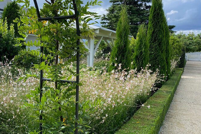 Oasis Cottage Gardens and Floristry Studio in Oxford, NZ - An Introduction to Oasis Cottage Gardens and Floristry Studio