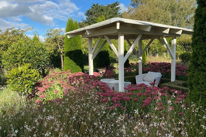 Oasis Cottage Gardens and Floristry Studio in Oxford, NZ - Who Is This Tour Best Suited For?