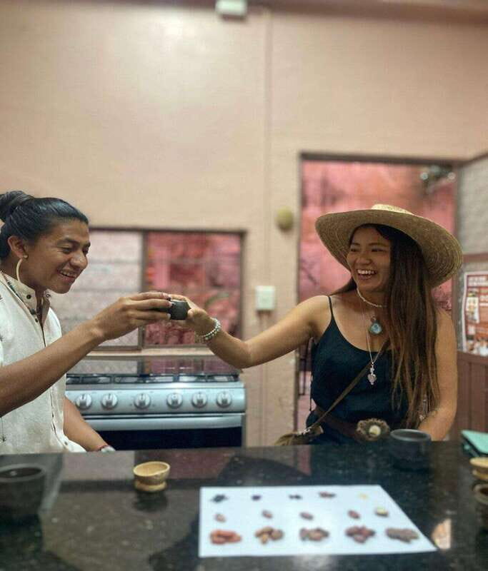 Oaxaca: Chocolate and Ancestral Drinks Tour - The Guides and Atmosphere