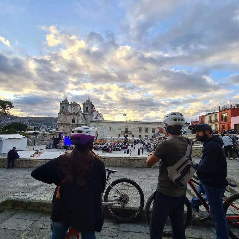 Oaxaca City: Bike Tour with Professional Guide+Art workshop - A Closer Look at What to Expect