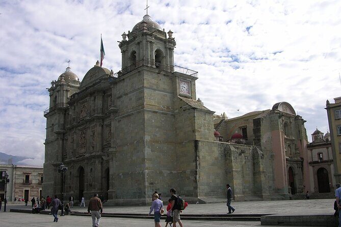 Oaxaca City tour - Santo Domingo museum & the colorful market - What to Expect from the Experience