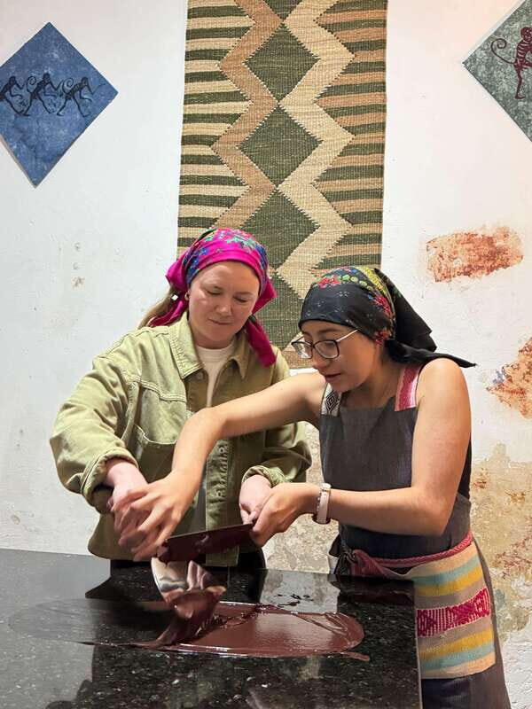Oaxaca: Create Your Own Chocolate Bars - An In-Depth Look at the Oaxaca Chocolate Workshop