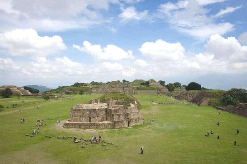 Oaxaca: Monte Alban and the Art of Oaxaca - Key Points