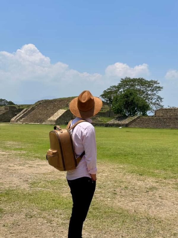 Oaxaca: Monte Albán Tour with Breakfast at Abastos Market - Key Points