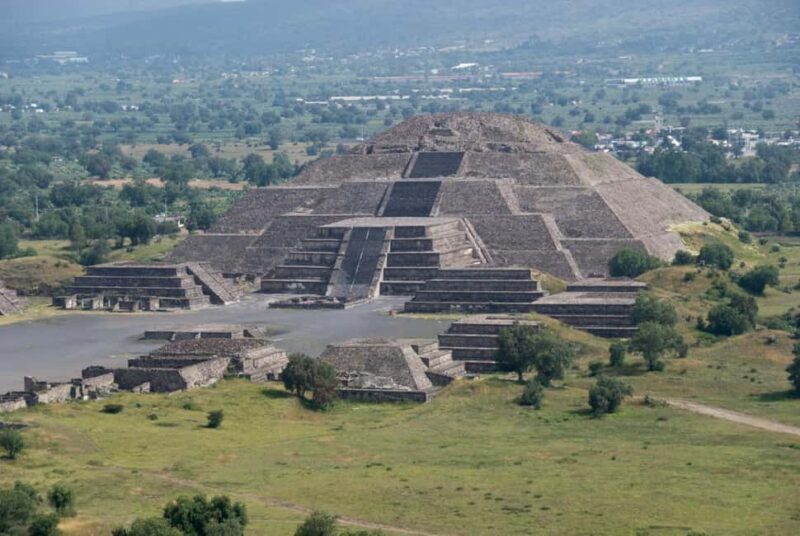 Oaxaca: Private Monte Albán Tour with Zapotec Tombs & Crafts - Practical Tips for Travelers