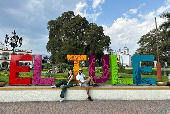 Oaxaca Vivo: Tapetes, Alebrijes Mezacal Monte Albán and more! - Key Points