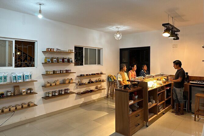 Oaxacan Honey Tasting - The Value of a Biologist Guide