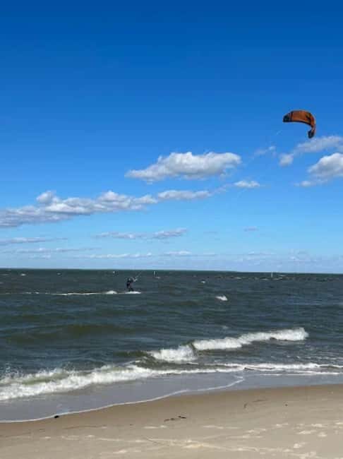 Ocean Springs: Kiteboarding Lesson - Personalized Attention and Small Group Dynamics