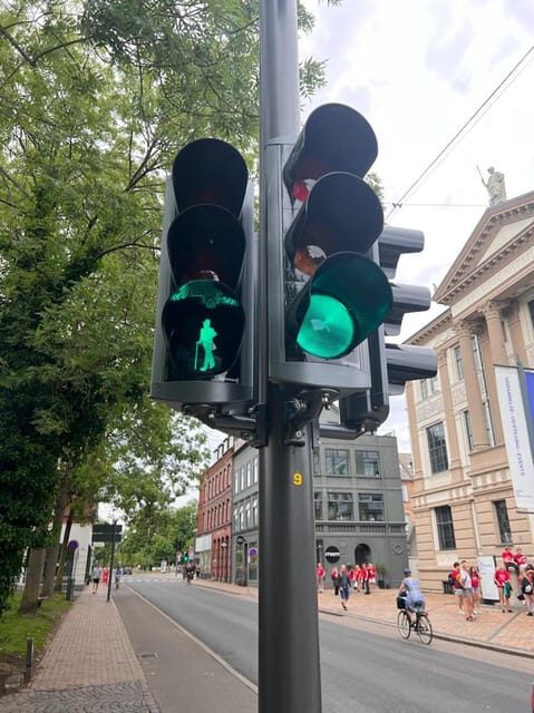 Odense: Guided tour guide in Spanish - Discovering Odense: A Practical and Authentic Overview