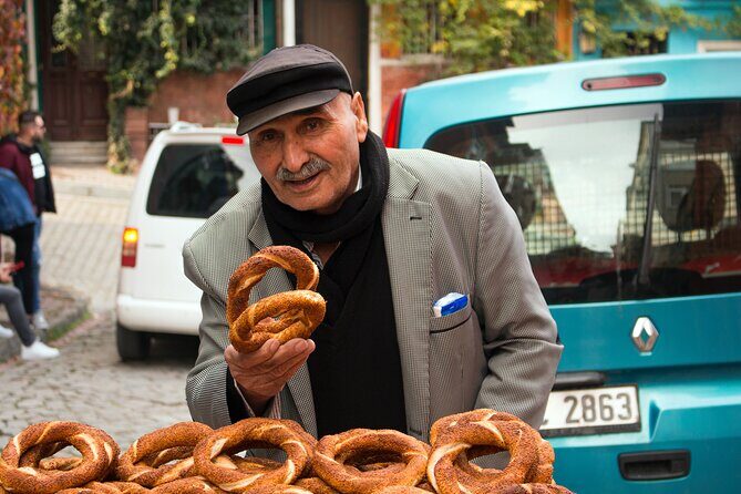 Off Beaten Path of Istanbul: Fener & Balat District Private Guided Tour - Exploring the Itinerary in Detail