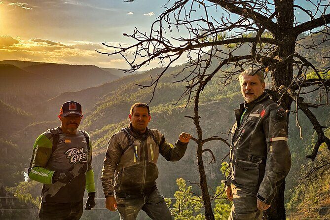 Off-Road Motorcycle Ride through the Copper Canyon - A Journey into the Heart of Mexico’s Natural Wonders