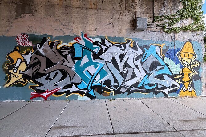 Offbeat Fulton Market Graffiti and Murals Street Art Tour - An In-Depth Look at the Offbeat Fulton Market Murals Tour