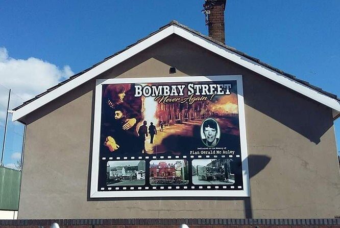 Official World Famous Belfast Black Taxi Tour - The Sum Up