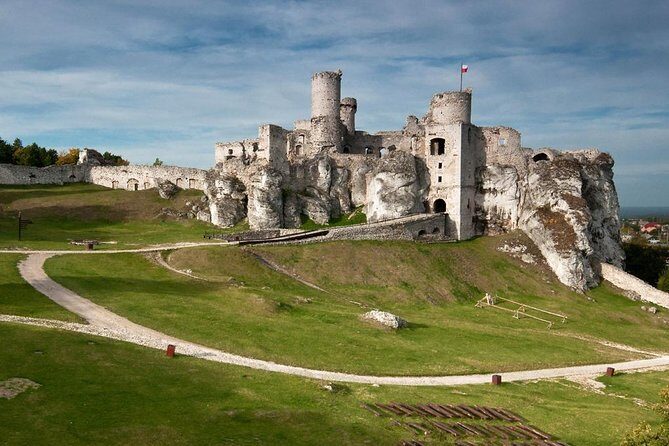 Ogrodzieniec Castle & Ojcow National Park Tour - The Value of the Experience