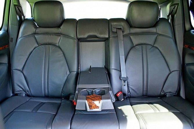 O'Hare Airport Transfer to Chicago, Sedan, Curbside - Top Rated - The Sum Up