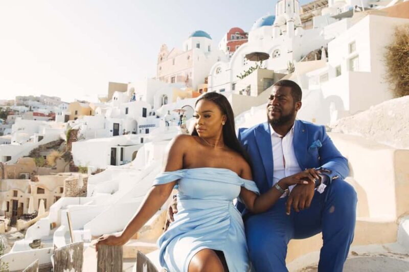 Oia: 30' photo session for couples or solo travelers - Is It Worth the Price?