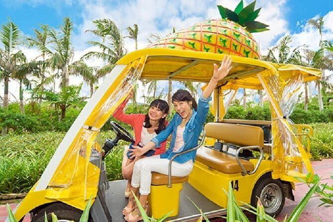 Okinawa Hip-hop Bus A Course TourChuraumi Aqualium,Kori Island - What to Expect from the Okinawa Hip-hop Bus A Course Tour
