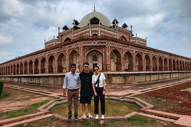 Old and New Delhi Private City Tour - Chandni Chowk: The Buzz of Old Delhi