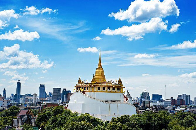 Old Bangkok Unfiltered: Culture, Color & Clicks - The Sum Up