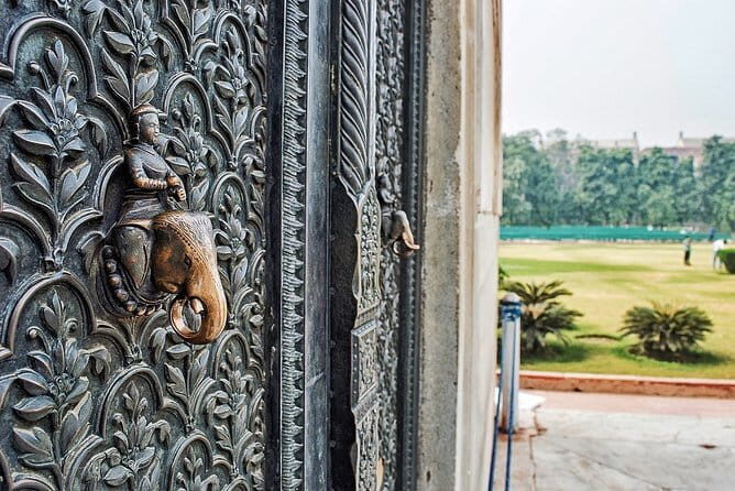 Old Delhi Cycling Expedition & New Delhi Tour by Vehicle with Breakfast & Lunch - Detailed Review of the Delhi Experience