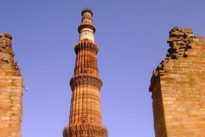 Old Delhi & New Delhi City tour - An Introduction to Delhi’s Architectural Gems