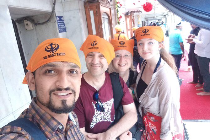 Old Delhi tour with a Local - Exploring the Spice Market: Khari Baoli