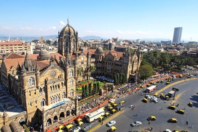 Old Mumbai Sightseeing Tour with a Local Guide - The Sum Up