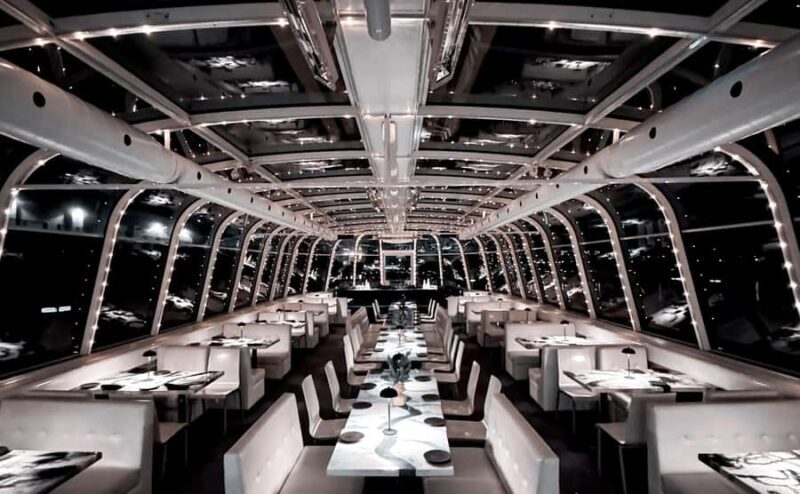 Old Port Montreal: Frosted Evening Dining Under the Stars - An In-Depth Look at the Frosted Evening Experience in Old Port Montreal