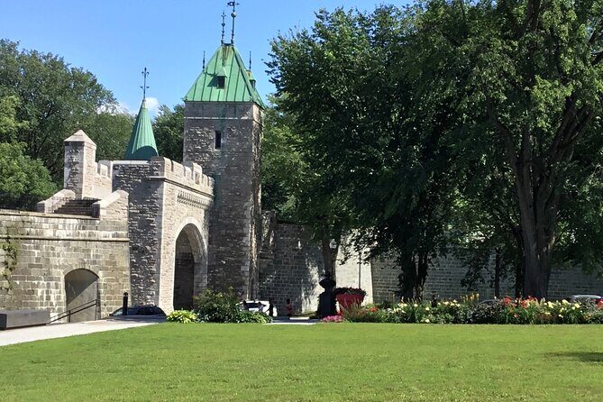 Old Quebec City Private Walking Tour : History and Nature - A Deep Dive into the Tour Experience