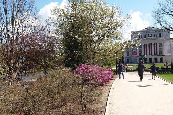 Old Riga Walking Tour / Riga Altstadt Spaziergang - In-Depth Look at the Itinerary and What It Means for You