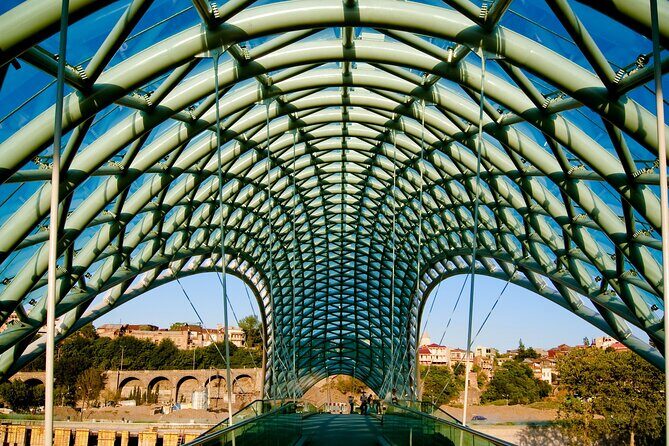 Old Tbilisi Tour: Private Walking Tour With Wine Tasting - Kartlis Deda: A Symbol of Georgian Spirit