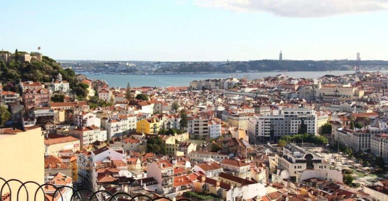 Old town of Lisbon on board of a tuk tuk- 1hour - Final Thoughts: Is It Worth It?