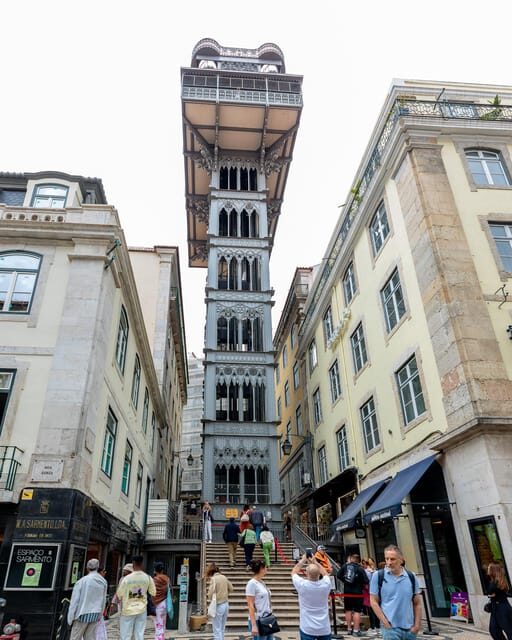 Old town or Belem with the unique Classic Eco Car in Lisbon - Old Town or Belem with the Unique Classic Eco Car in Lisbon