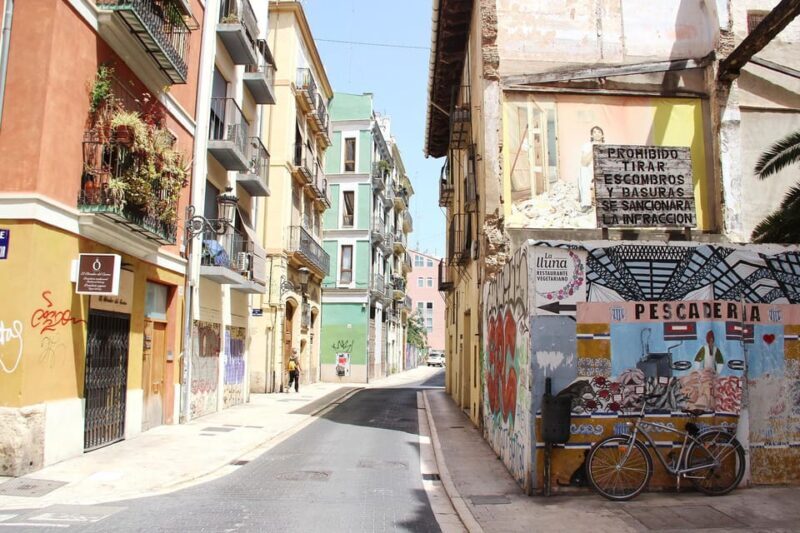 "Old Town" Private Guided Tour on Bike, E-Bike or E-step - The Practical Side: What You Need to Know