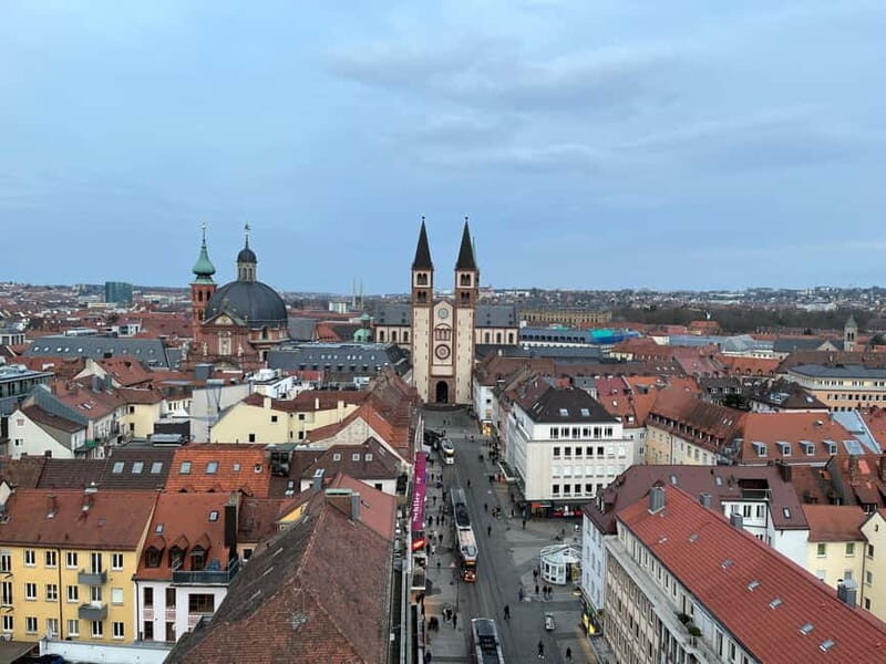 Old town tour of Würzburg with wine tasting on the Old Main Bridge - A Detailed Look at the Würzburg Old Town Tour