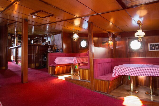 Old Town Walking Tour and Cruise with Karaka - Who Should Consider This Tour?