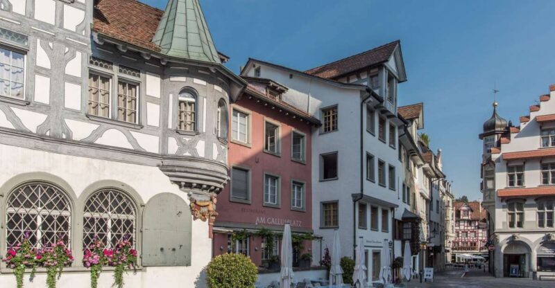 Old town walking tour in St.Gallen with textile museum - The Walking Tour Experience