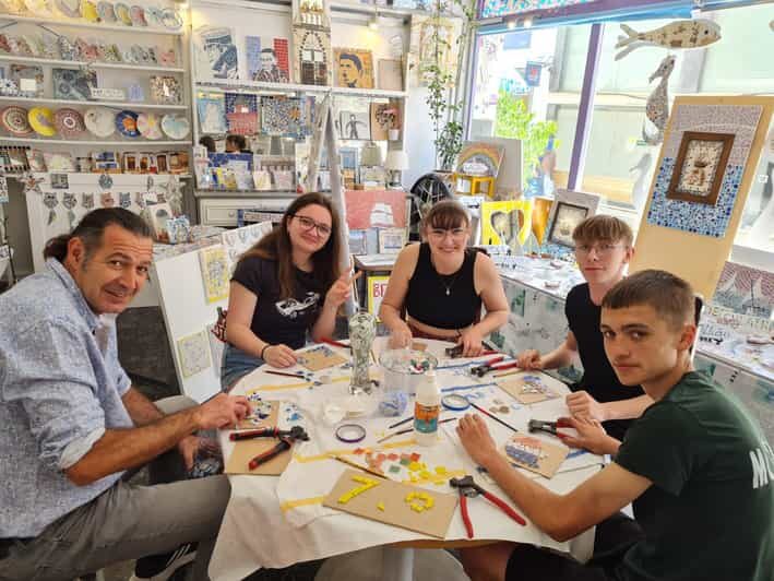 Olhão: Art Mosaic 2 hours Workshop by MosaicOlhão - A Deep Dive into the Experience