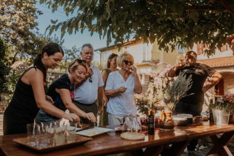 Olive Oil Tasting Experience a Journey of Flavors and Aromas - The Sum Up