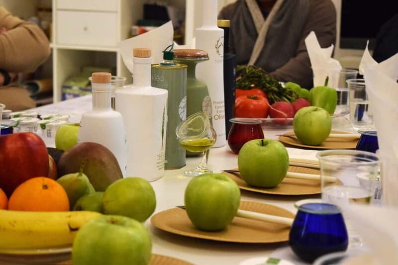Olive oil tasting & food pairing in Thessaloniki - The Tasting and Food Pairing