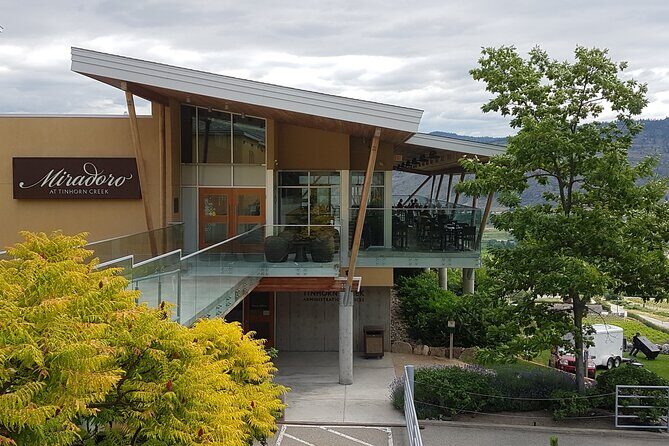 Oliver & Osoyoos Private Wine Tour - Full Day - Analyzing the Value