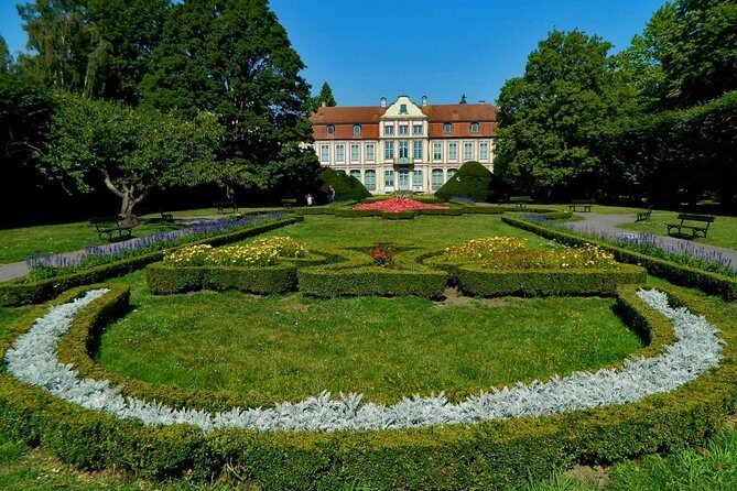 Oliwa Cathedral in Gdansk & Trip to Park - 2h private trip by luxury car - Who Will Love This Tour?