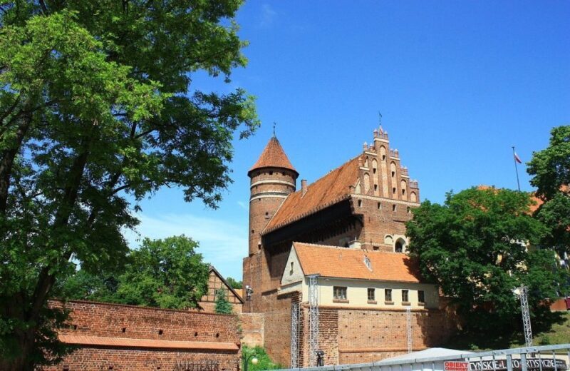 Olsztyn Old Town Highlights Private Walking Tour - A Detailed Look at the Olsztyn Old Town Highlights Tour