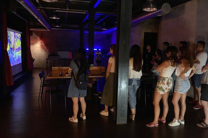 Once in a lifetime Experience: Turkish Marbling Art - An In-depth Look at the Turkish Marbling Workshop